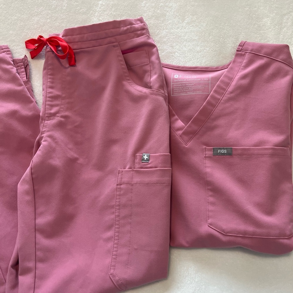 Limited edition light pink FIGS scrub set